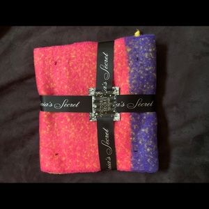 Victoria Secret's Winter Angel Collection Scarf